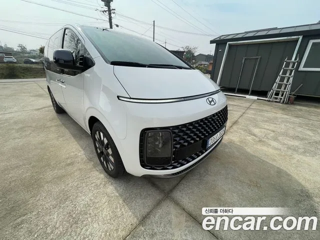 Hyundai Staria HEV 1.6 9 Inspiration
