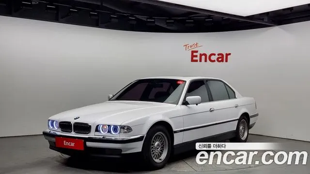 BMW 7 735iL E38