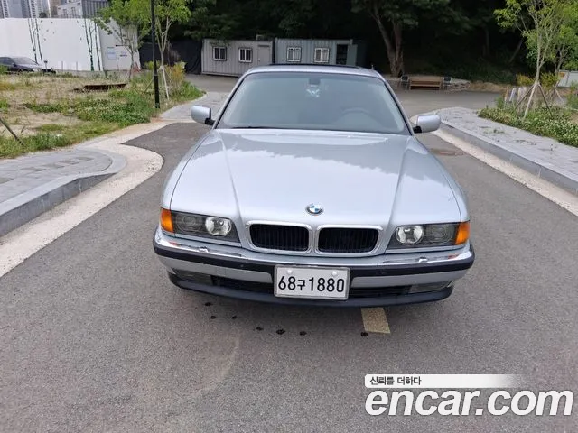 BMW 7 740iL E38