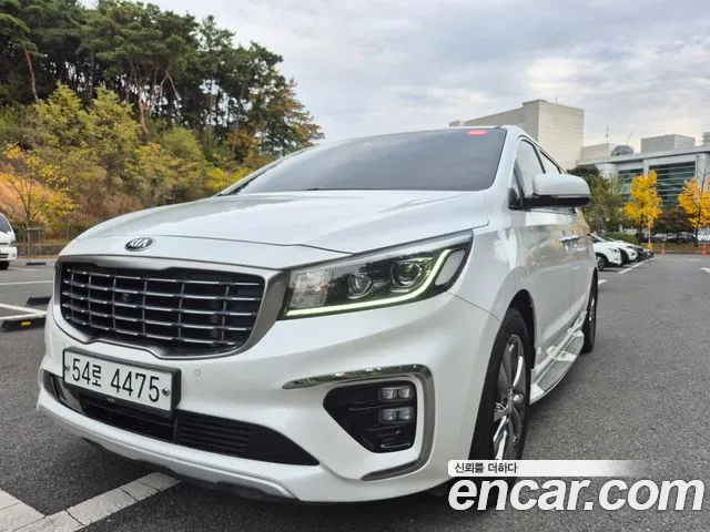 Kia The New Carnival 9 Noblesse