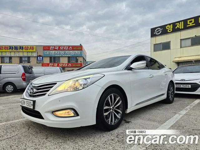 Hyundai Grandeur HG HG240