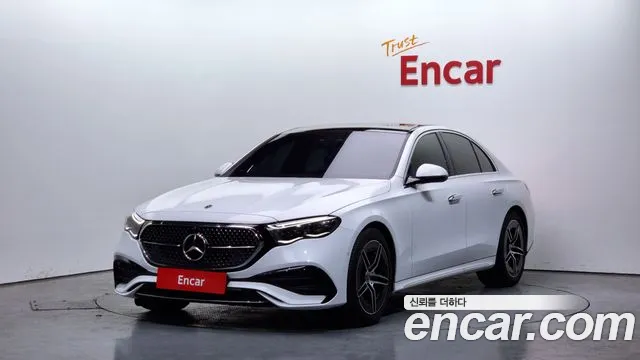 Mercedes-Benz E- W214 E300 4MATIC AMG Line