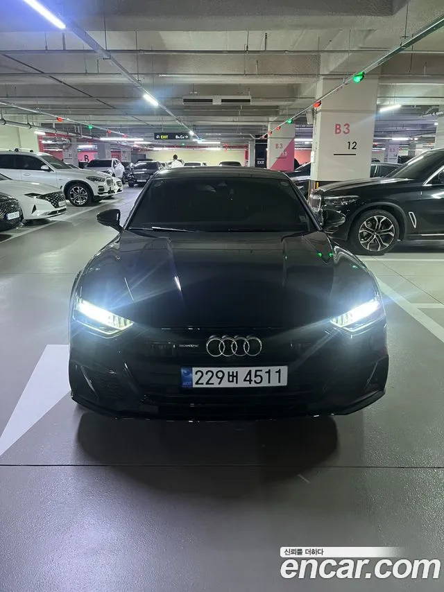 Audi A7 (4K) 55 TFSI Premium