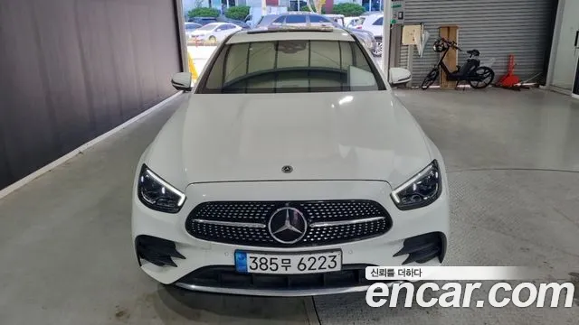 Mercedes-Benz E- W213 E220d 4MATIC AMG Line