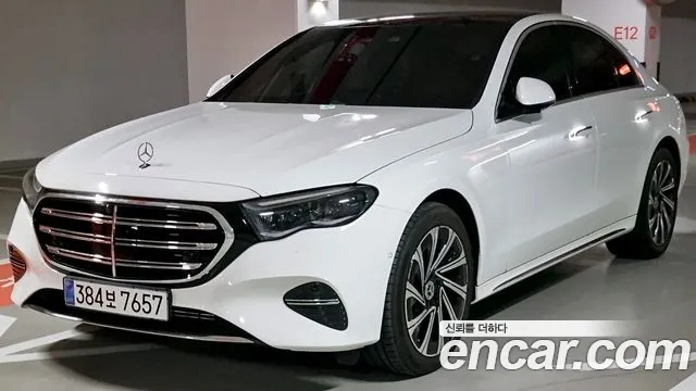 Mercedes-Benz E- W214 E300 4MATIC Exclusive