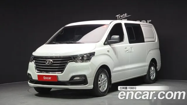 Hyundai The New Grand Starex 5