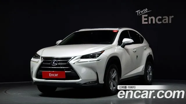 Lexus NX300h