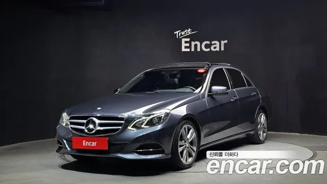 Mercedes-Benz E- W212 E300