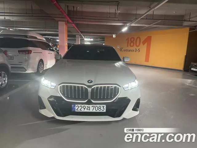 BMW 5 (G60) 520i M
