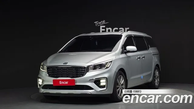 Kia The New Carnival 9 Noblesse