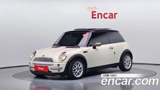 MINI Cooper Base 1
