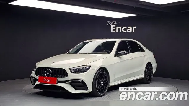 Mercedes-Benz E- W212 E200 CGI