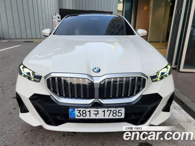 BMW 5 (G60) 520i M