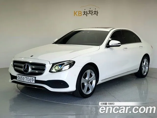 Mercedes-Benz E- W213 E220d