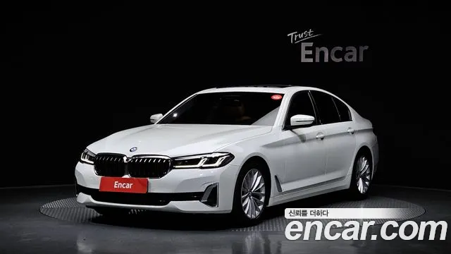 BMW 5 (G30) 520i