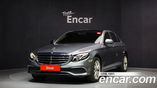 Mercedes-Benz E- W213 E300 4MATIC Exclusive