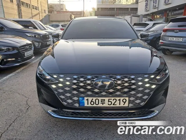 Hyundai The New Grandeur IG Hybrid Premium