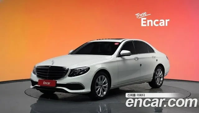 Mercedes-Benz E- W213 E220d 4MATIC Exclusive