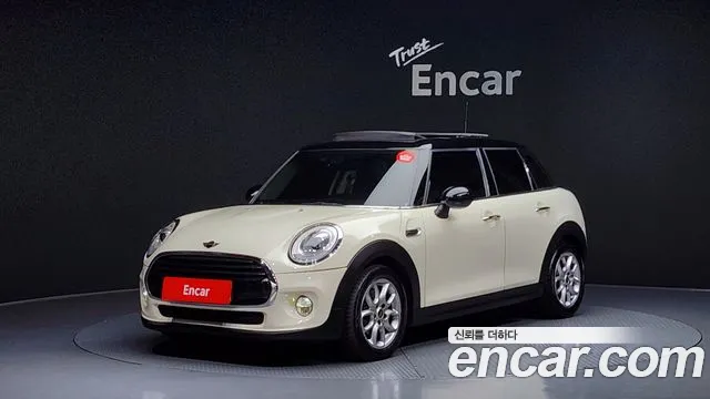 MINI Cooper D 5 HIGH 3