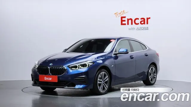 BMW 2 (F44) 220i