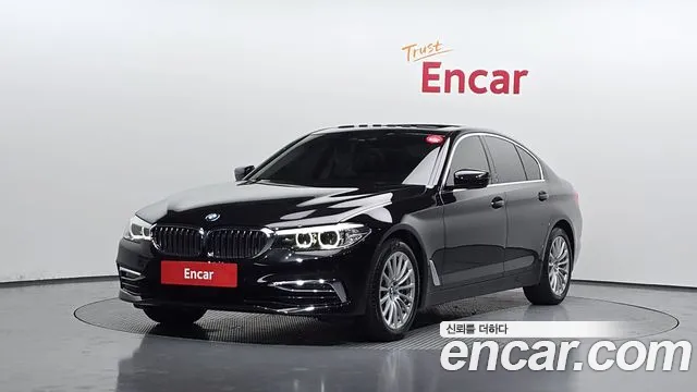 BMW 5 (G30) 520i