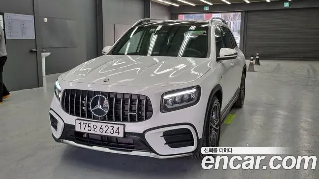 Mercedes-Benz GLB- X247 AMG GLB35 4MATIC