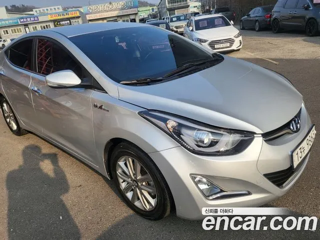 Hyundai The New Avante 1.6 VGT Base