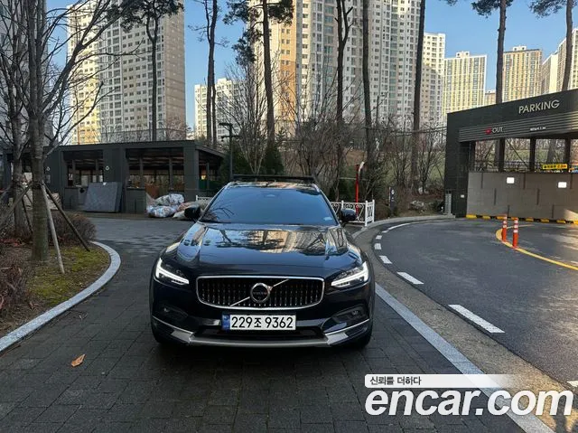 Volvo V90 B5 AWD