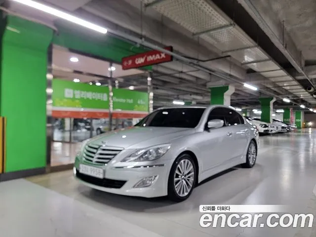 Hyundai Genesis BH330 Premium Base