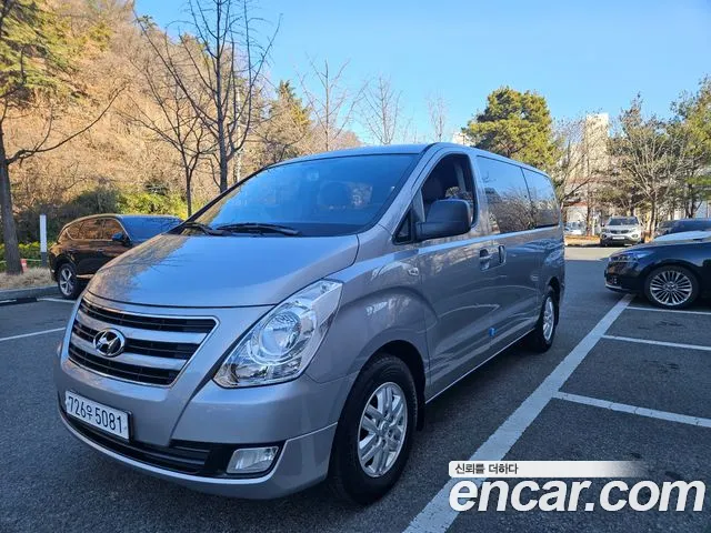 Hyundai Grand Starex 12
