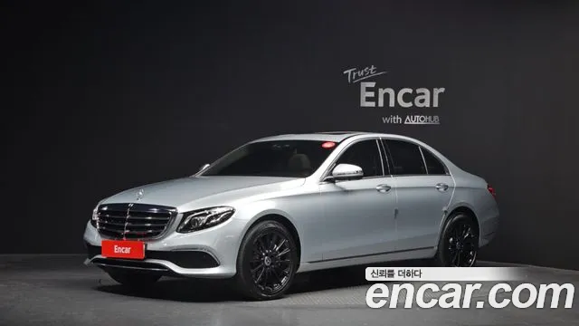Mercedes-Benz E- W213 E300 4MATIC Exclusive