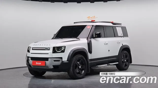 Land Rover Defender (L663) 110 D240 SE