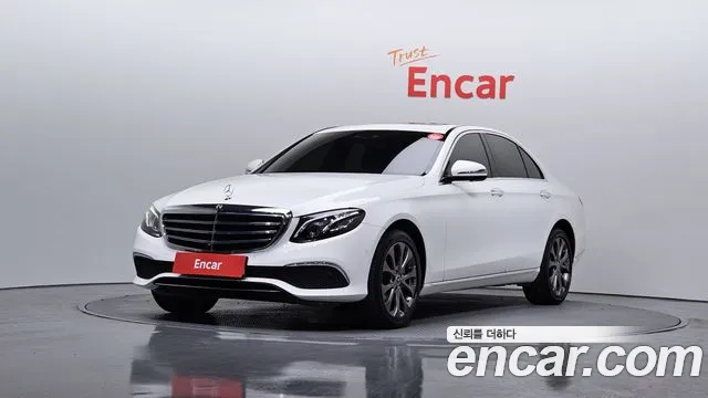 Mercedes-Benz E- W213 E300 4MATIC Exclusive