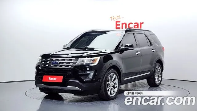 Ford Explorer 2.3 Limited 4WD 5