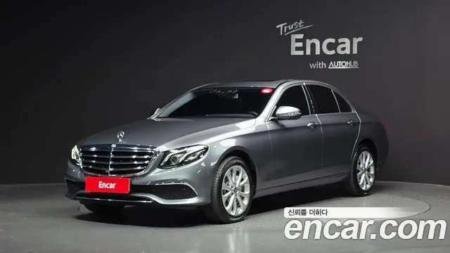 Mercedes-Benz E- W213 E300 4MATIC Exclusive