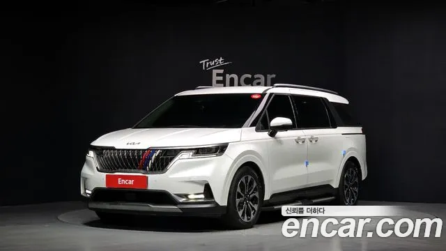 Kia Carnival 4 Gasoline 7 Noblesse