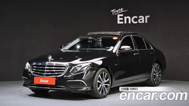 Mercedes-Benz E- W213 E300e Exclusive