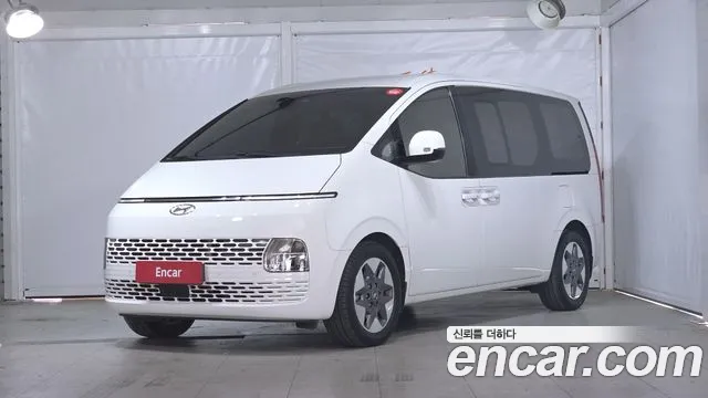 Hyundai Staria 11