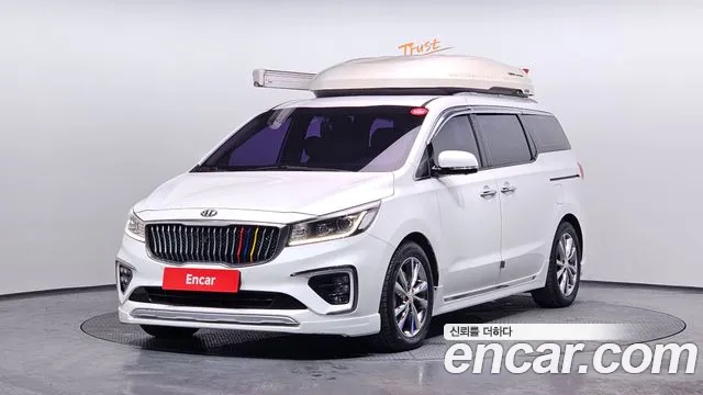 Kia The New Carnival 9 Noblesse