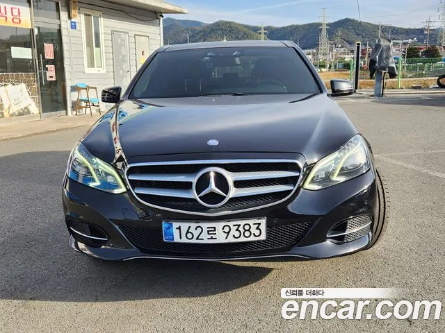Mercedes-Benz E- W212 E350 4MATIC