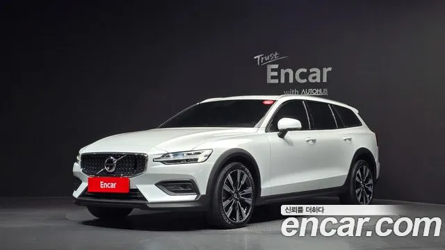 Volvo V60 2 B5 AWD