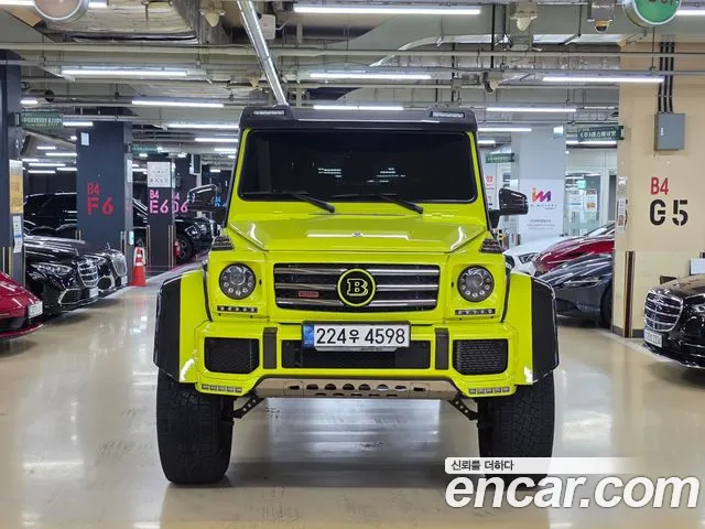 Mercedes-Benz G- W463 G500