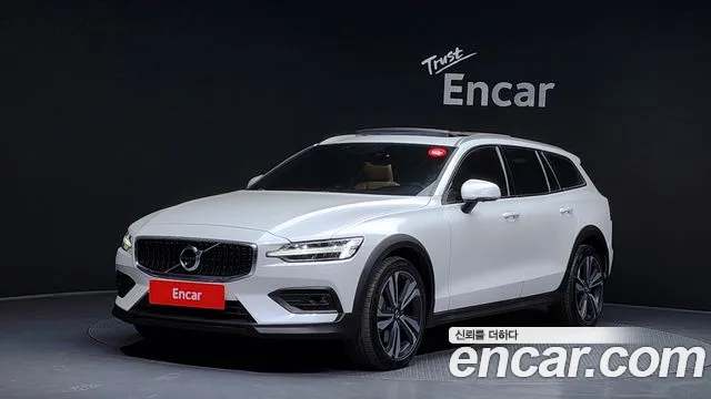 Volvo V60 2 B5 AWD