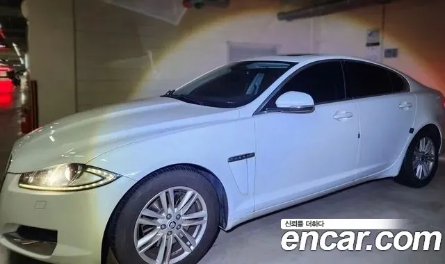 Jaguar New XF 2.2D X250