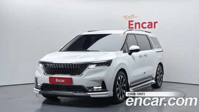Kia Carnival 4 Gasoline 9 Noblesse