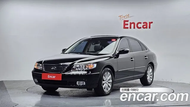 Hyundai Grandeur Q270 Base