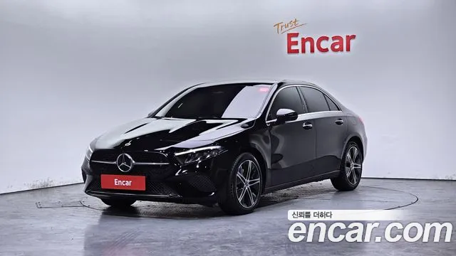 Mercedes-Benz A- W177 A220