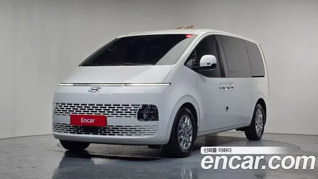 Hyundai Staria 5