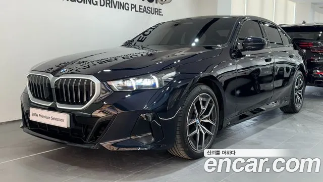 BMW 5 (G60) 520i M