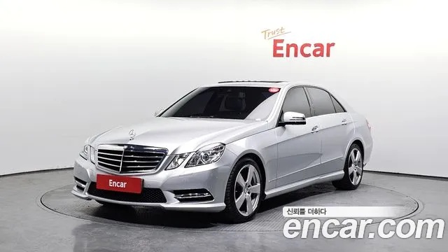 Mercedes-Benz E- W212 E300